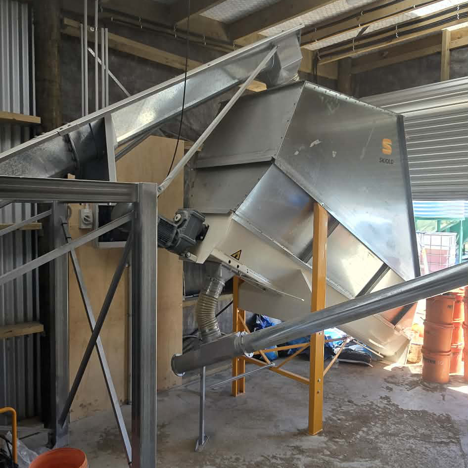 in shed feed systems